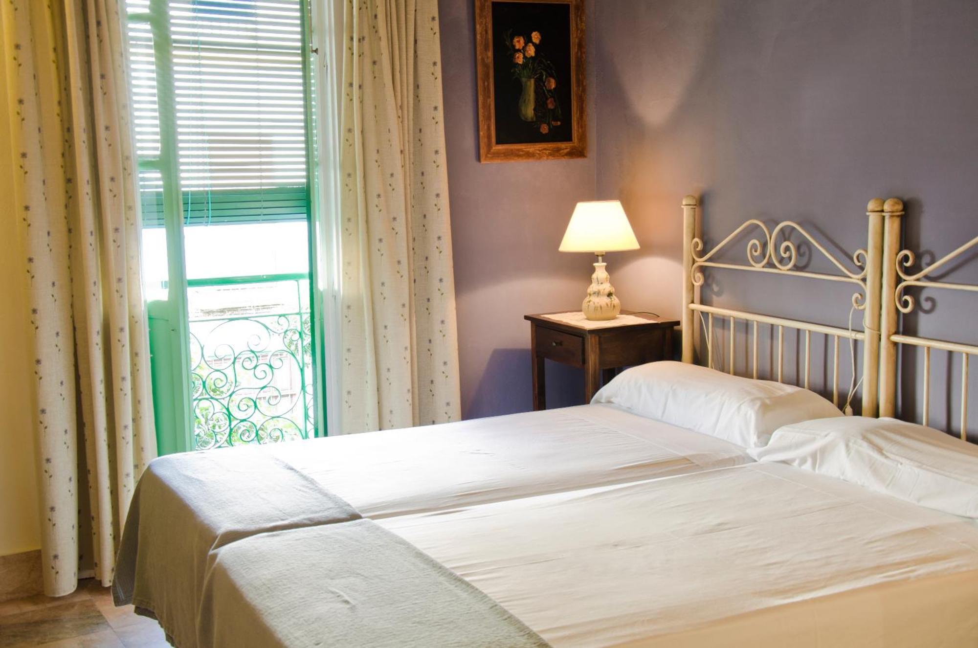 Hostal Sixto โรตา ภายนอก รูปภาพ